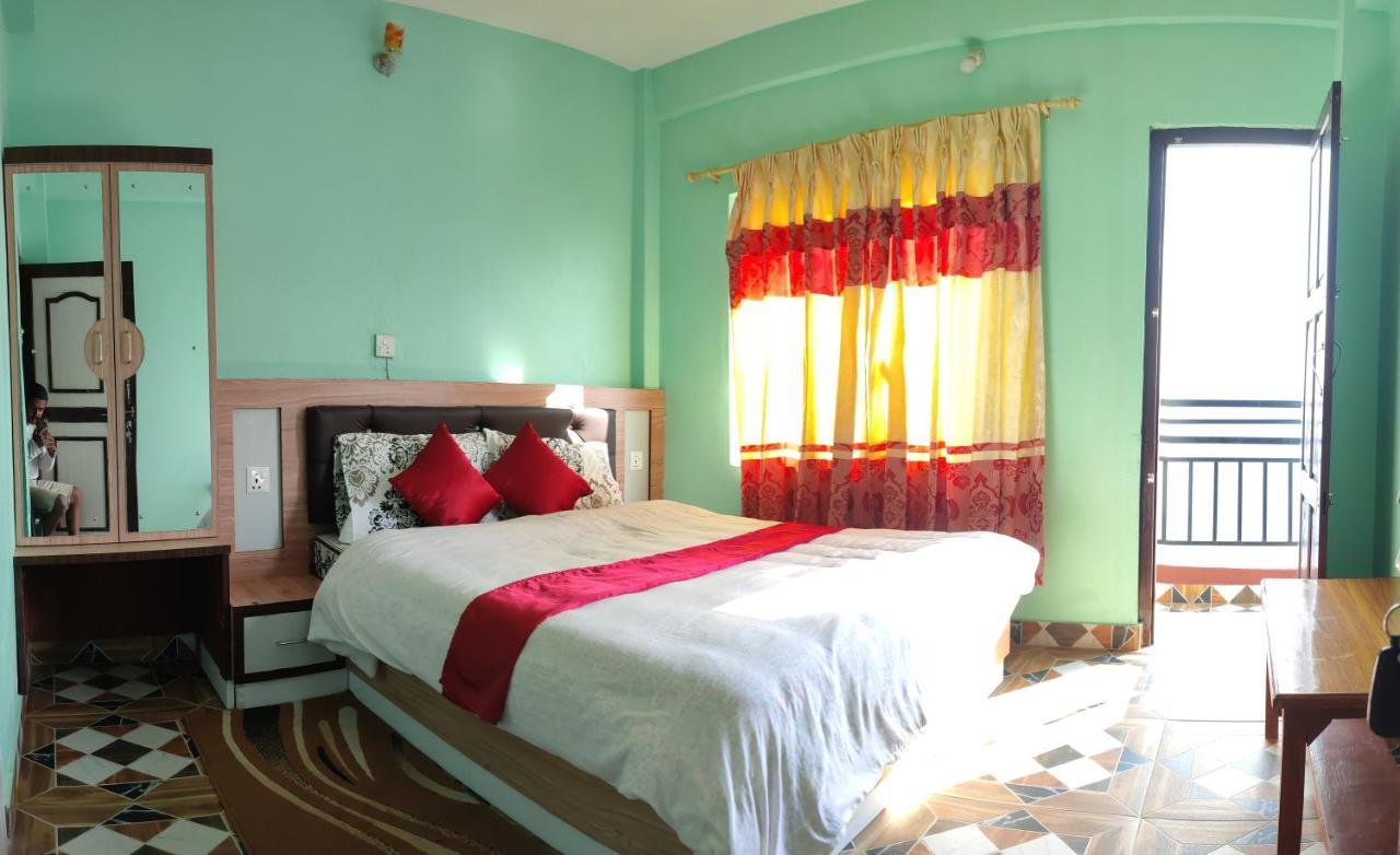 Sarangkot Hotel New Galaxy 博卡拉 外观 照片
