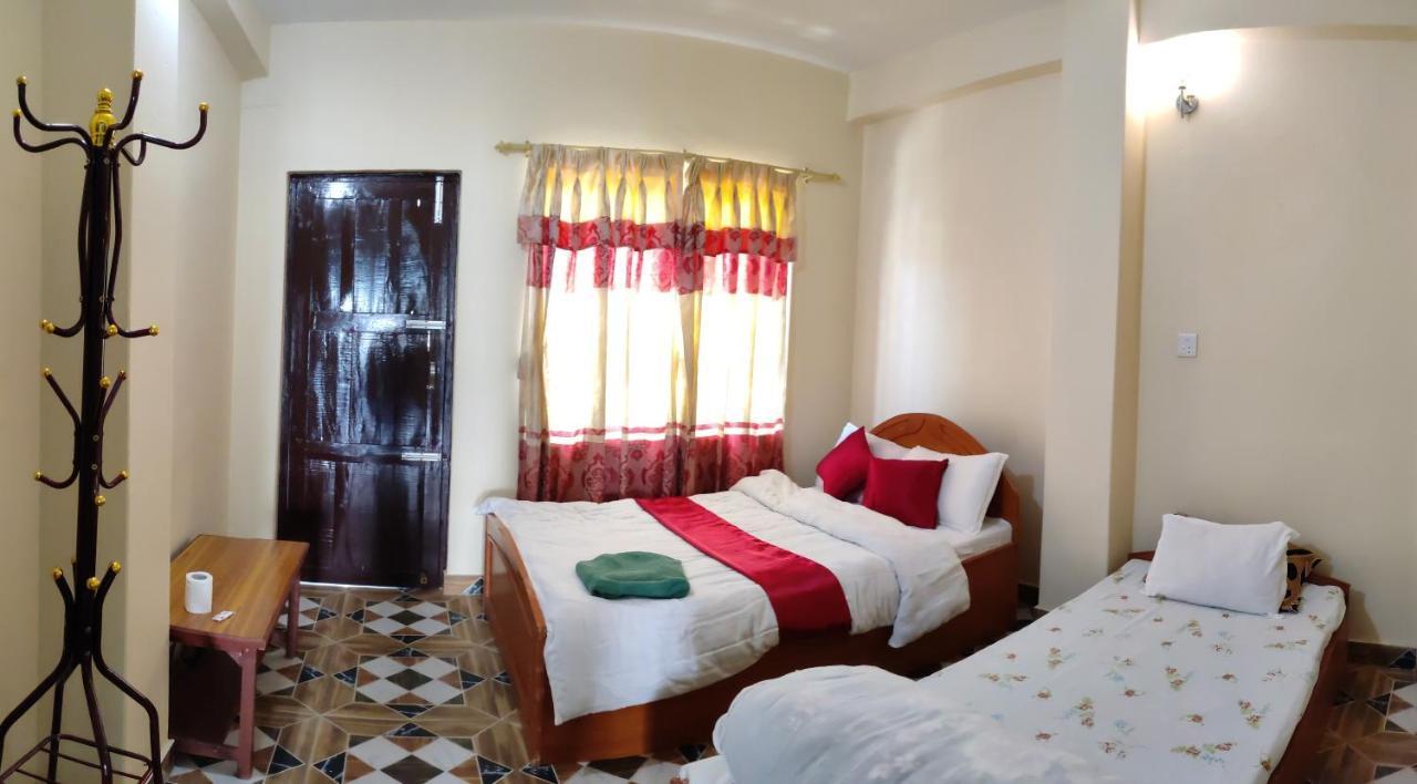 Sarangkot Hotel New Galaxy 博卡拉 外观 照片