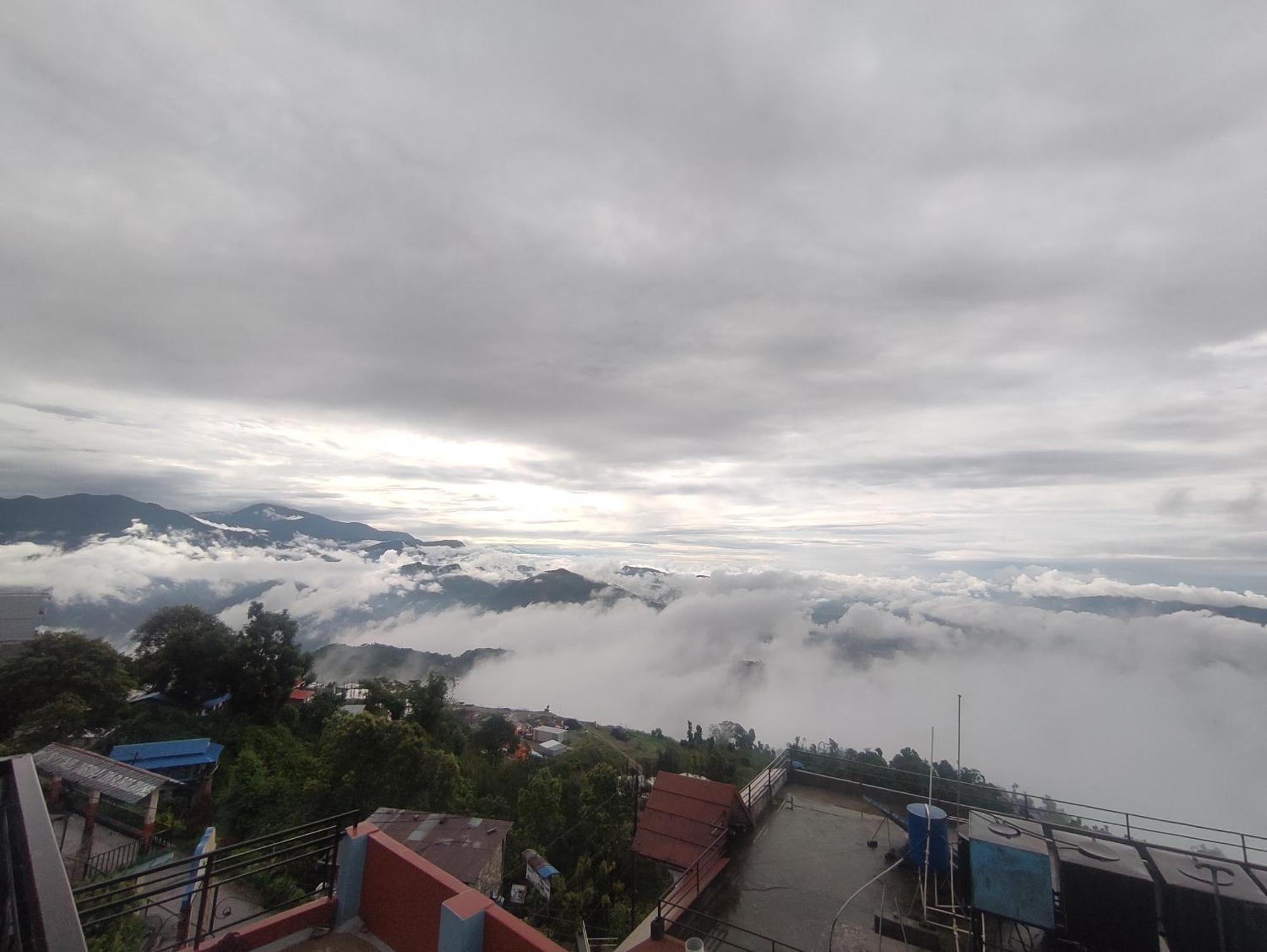 Sarangkot Hotel New Galaxy 博卡拉 外观 照片
