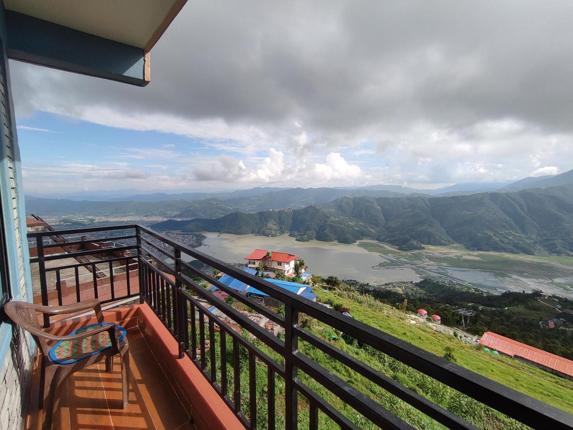 Sarangkot Hotel New Galaxy 博卡拉 外观 照片