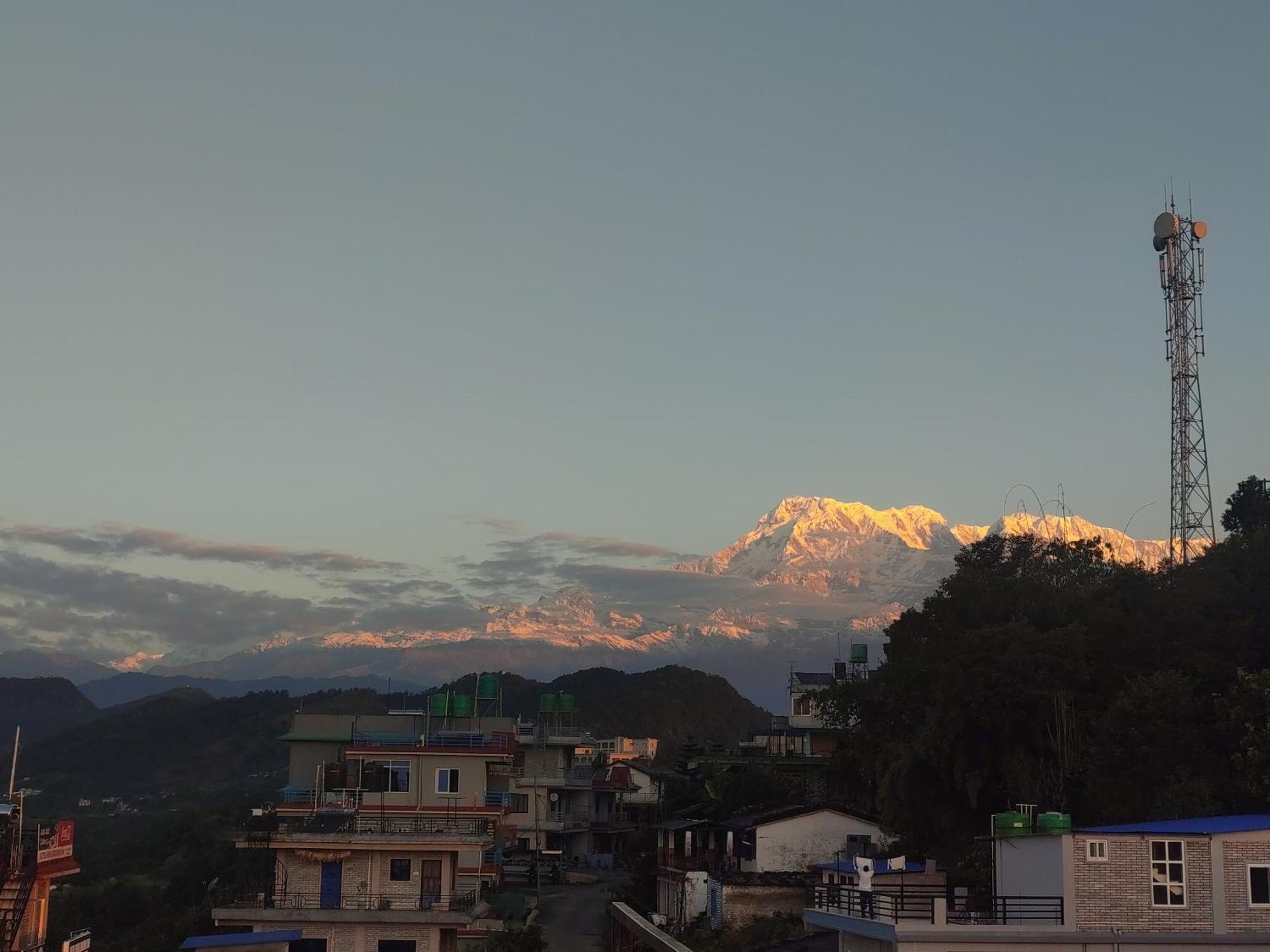 Sarangkot Hotel New Galaxy 博卡拉 外观 照片