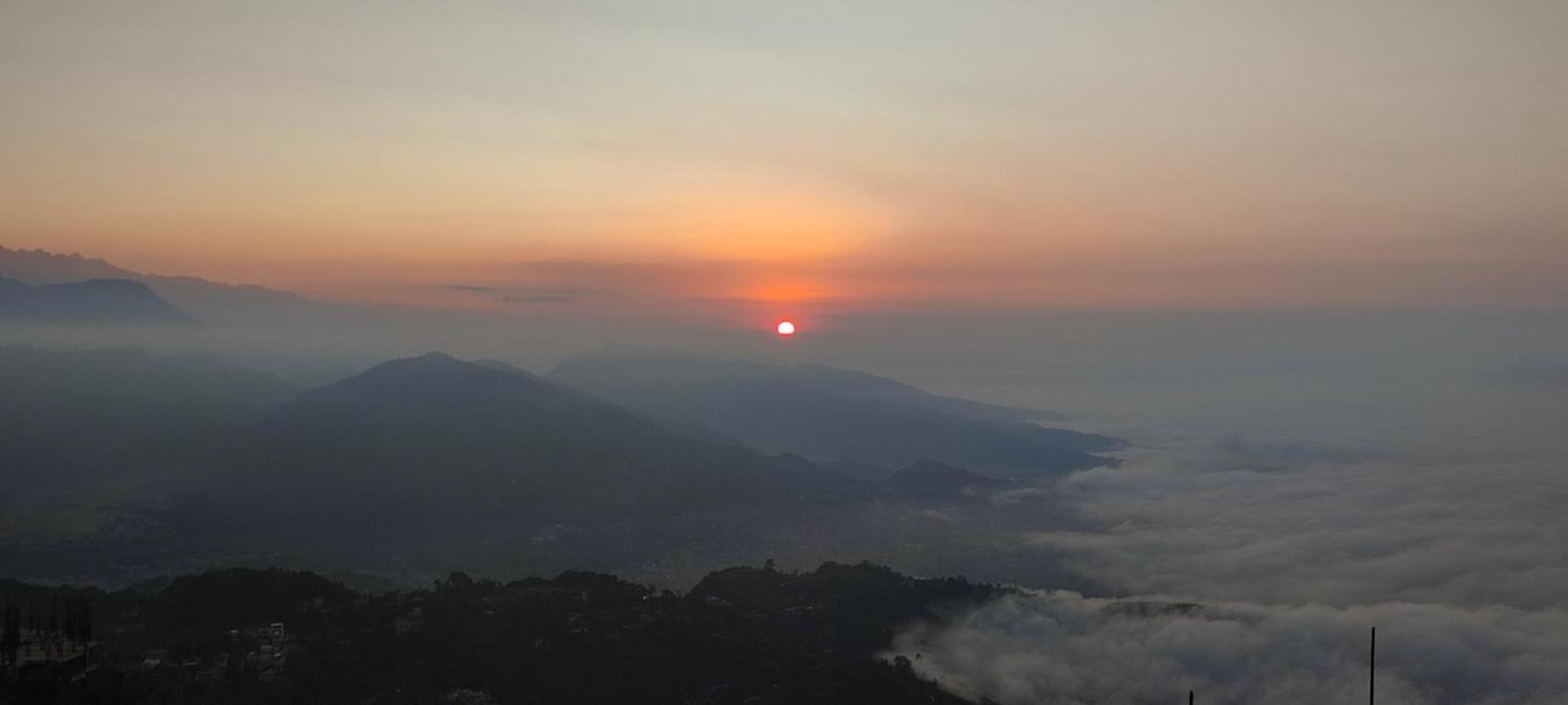 Sarangkot Hotel New Galaxy 博卡拉 外观 照片